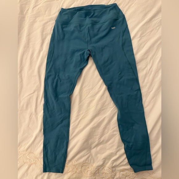 MyProtein workout outfit, leggings, sport bra, long sleeve, shorts. Blue, size M - Picture 3 of 9